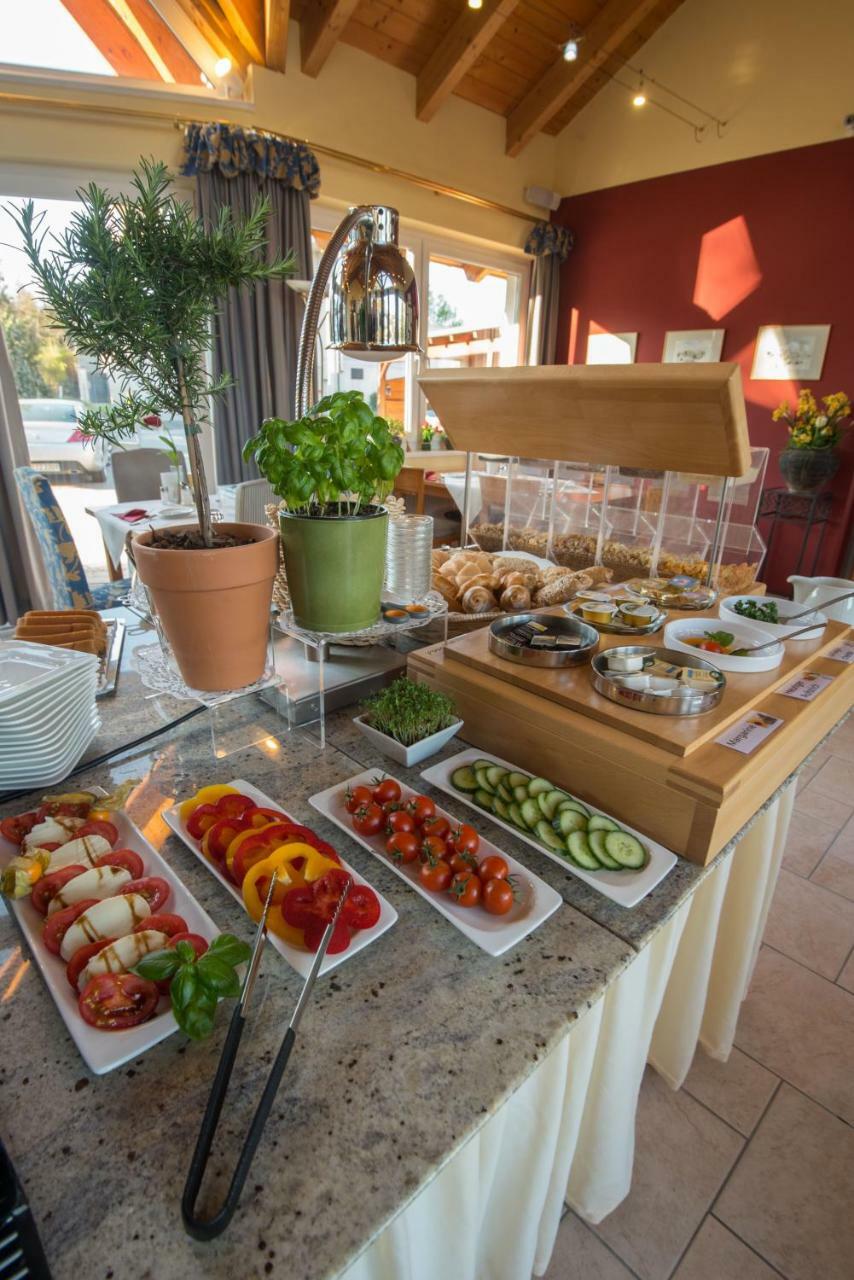 Der Marienhof Garni Hotel 4*